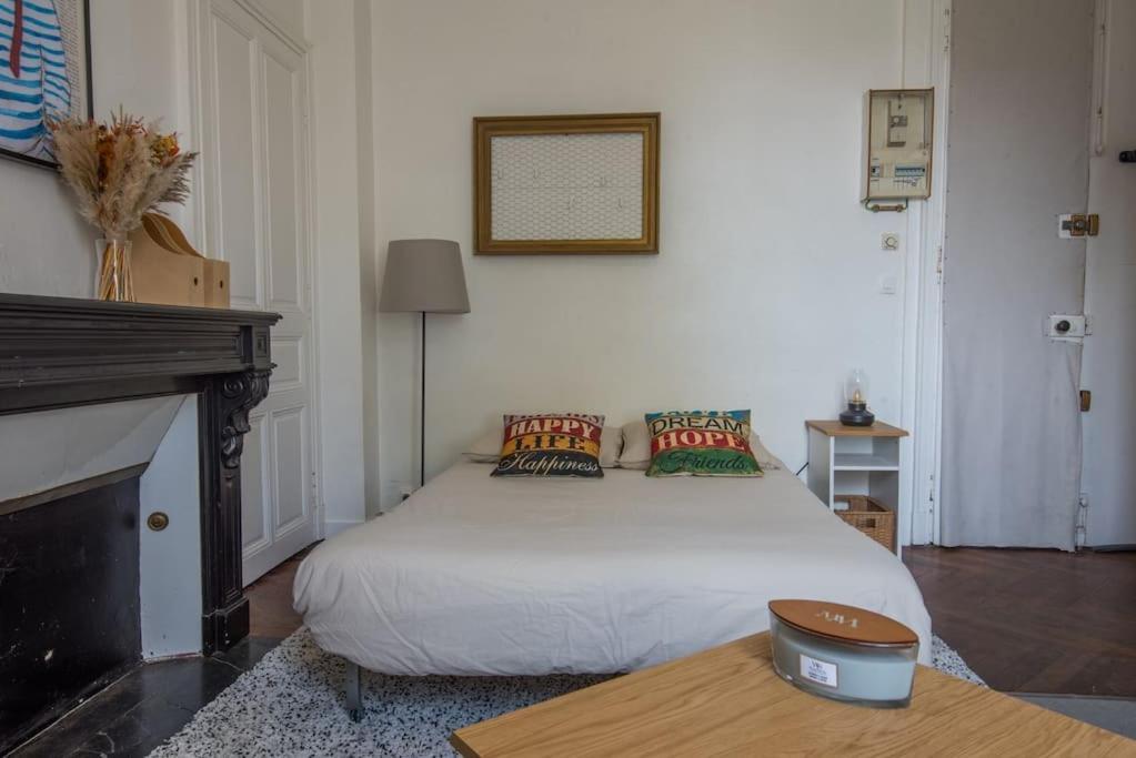 Le Petit Cosy Apartment Angers Exterior foto